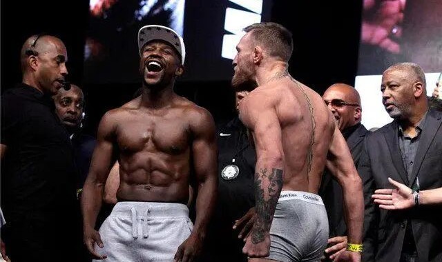 嘴炮约架梅威瑟MMA白宫开战：10秒结束战斗！|麦格雷戈|UFC|康纳-麦格雷戈|弗洛伊德·梅威瑟|迈克尔·钱德勒_新浪体育_新浪新闻